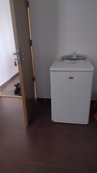 inchiriez garsoniera cu terasa IN CENTRU ,langa CASA MODEI