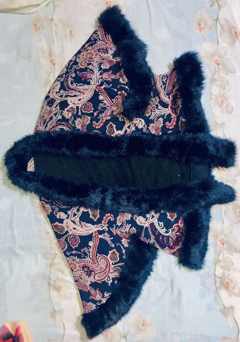 Женская кофта разлетайка