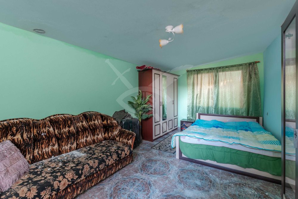 Къща № 46842, Нови Искър