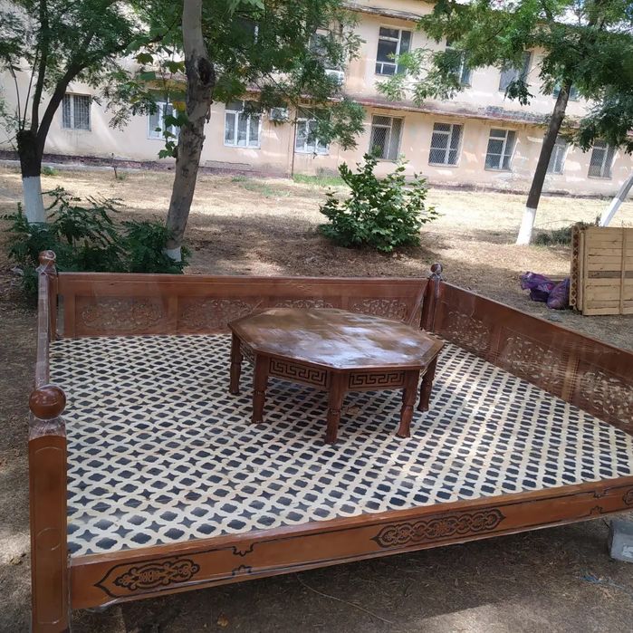 Kachela va kravatlar tapchaplar