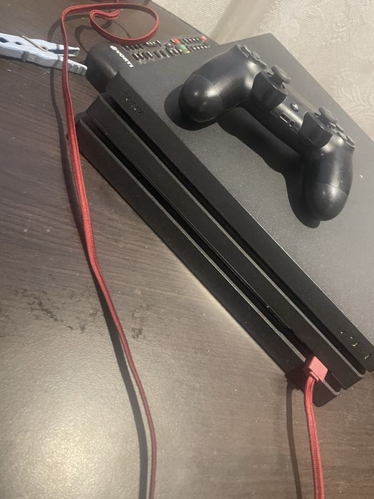 Vand ps4 pro sau schimb