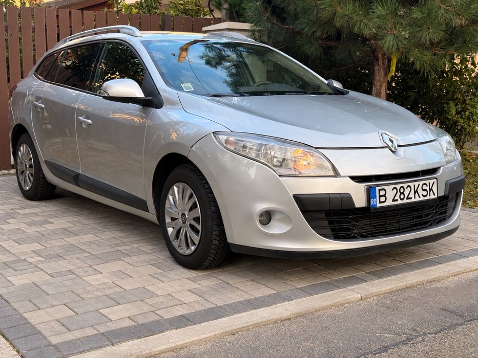 RENAULT Megane