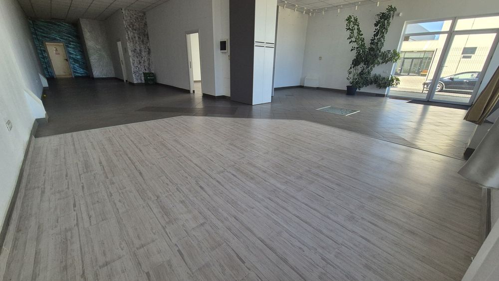 Showroom +Hala Depozitare TVA total 1100mp