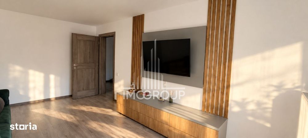 Apartament 3 camere de vanzare Brates