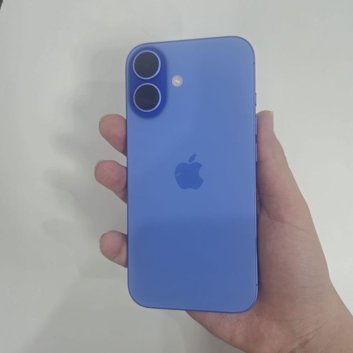 iPhone 16 АКБ 90%