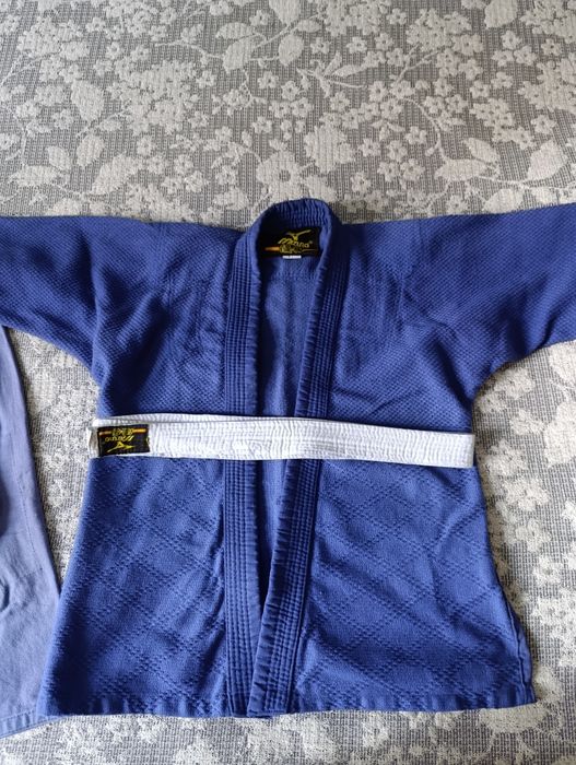 Продам кимоно для дзюдо