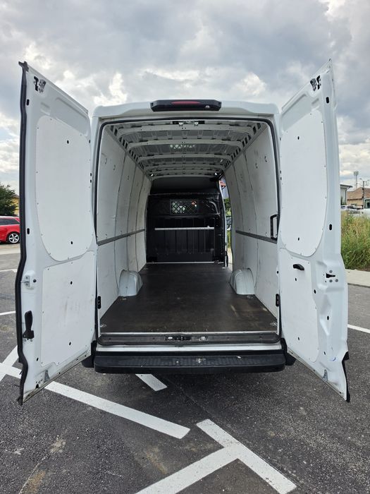 Iveco Daily 35S16 L4H2 – 2.3 Diesel 160 CP – Hi-Matic – 2022 TVA deductibil