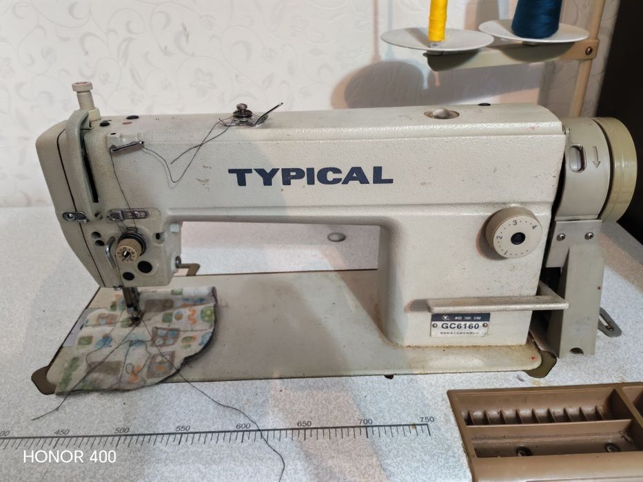 Швейная машинка производственная