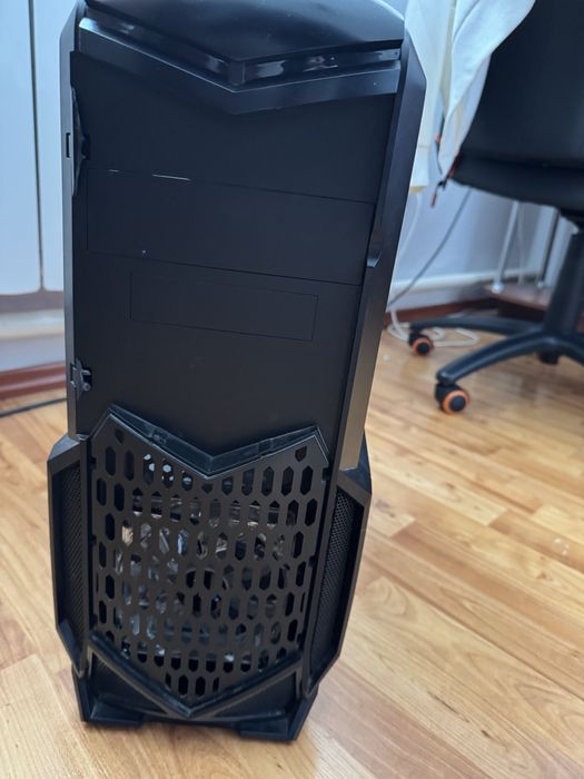 Продам корпус от пк , пишите!