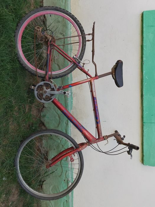 Bicicletă pentru piese