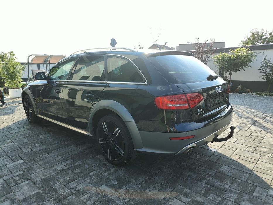 2012 Audi A4 alltoad 245cp