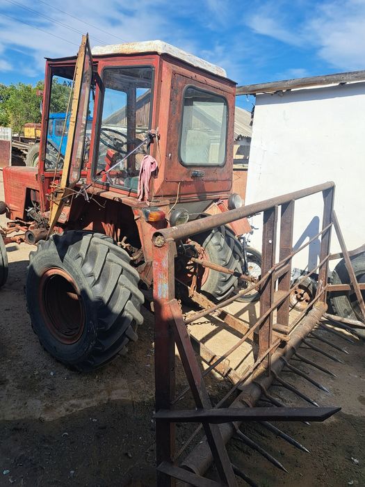 Продам  трактор  т 25