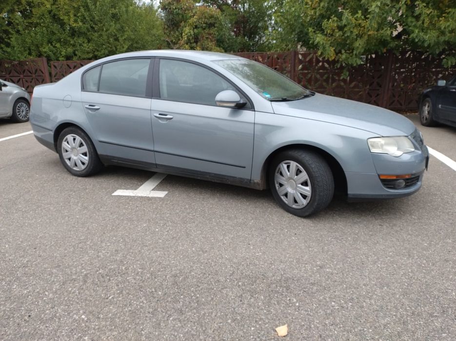 Pasat B6 2.0 11.2009 proprietar