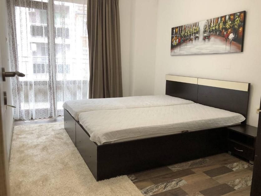 Дава се под наем Тристаен апартамент в Пловдив, Кършияка - 108 кв.м за 550 € - Снимка #2