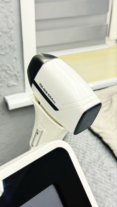 диодный лазерный аппарат  Esthetician