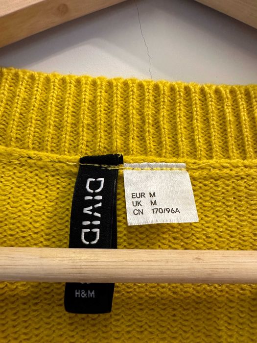 Дамски фин пуловер цвят горчица - размер М