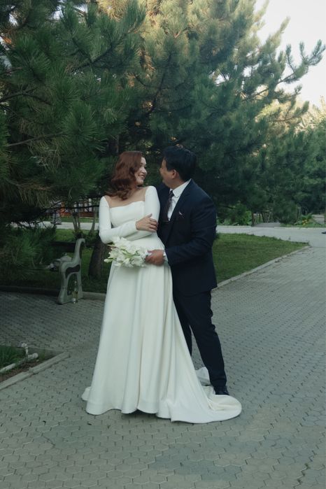 Свадебное платье