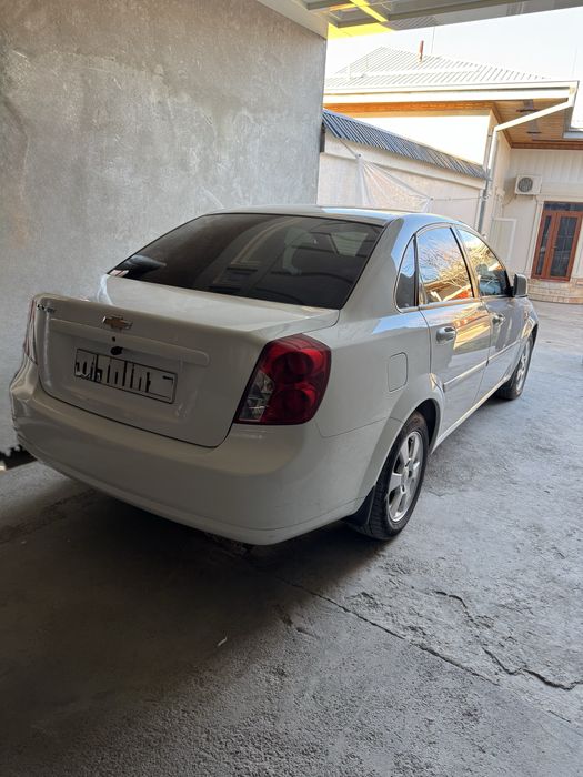 Jentra sveji 1 qul minilgan uyga ishga