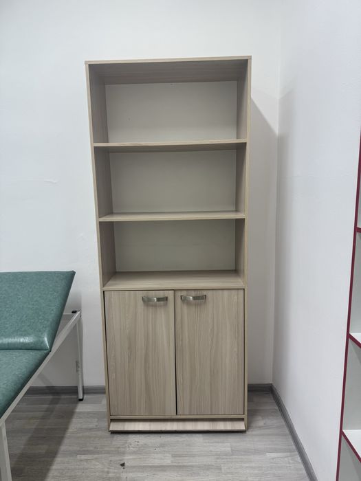 Продам офисный шкаф