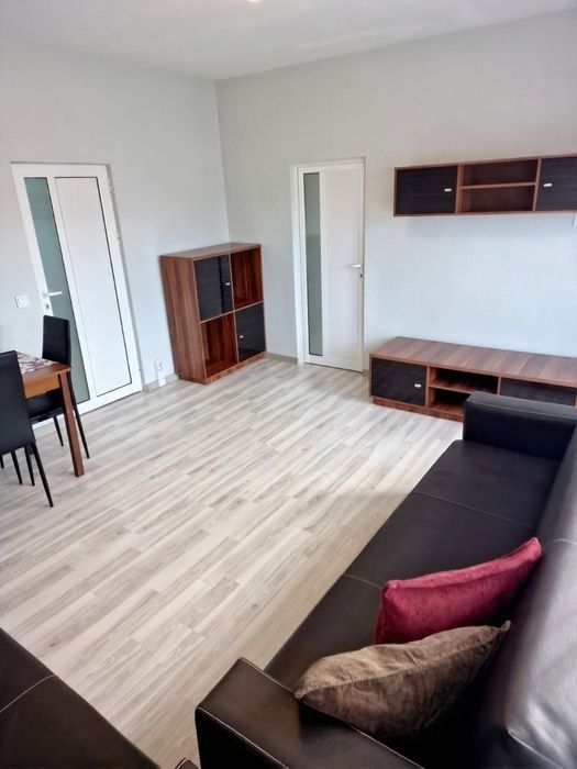 Дава се под наем Тристаен апартамент в Пловдив, Кючук Париж - 100 кв.м за 428.91 € - Снимка #3