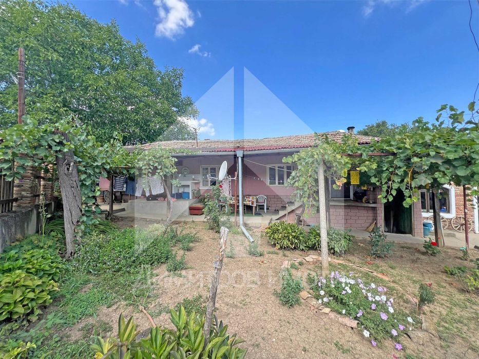 Продава се Къща в с. Писарево, Област Шумен - 94 кв.м за 288 €/кв.м - Снимка #10