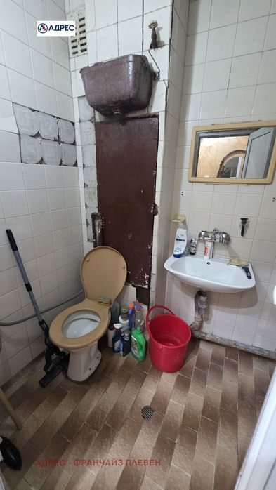 Продава се Двустаен апартамент в Плевен, Сторгозия - 65 кв.м за 1200 €/кв.м - Снимка #6