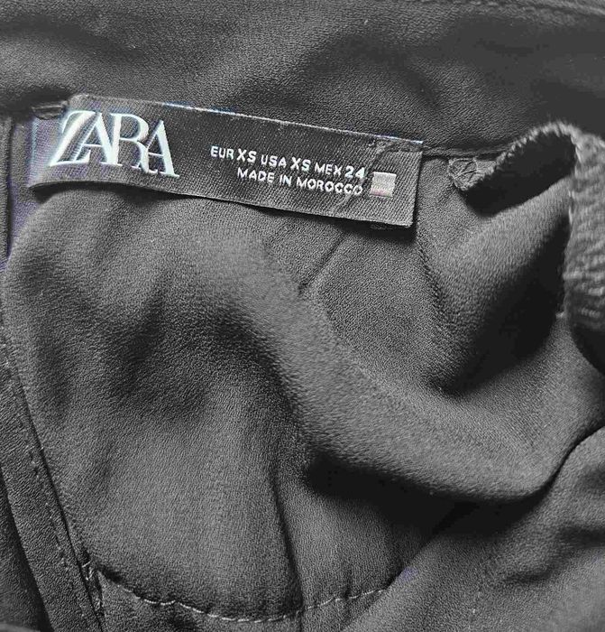 Продавам рокля на Zara XS