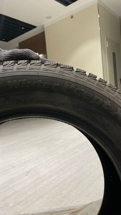 235 60 R18 всесезонка комплект
