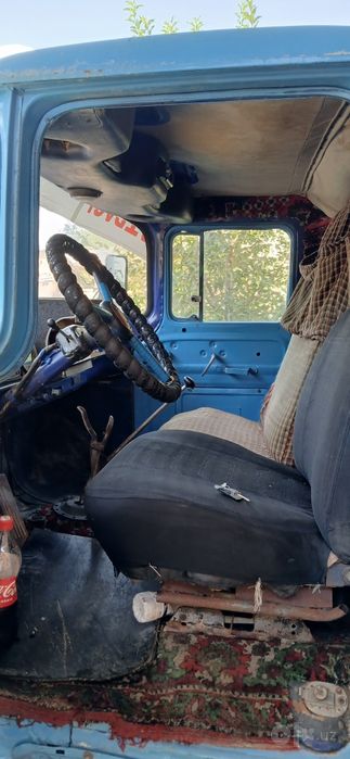 Zil vadavoz sotiladi