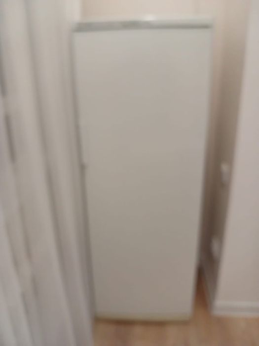 Продам морозильную камеру