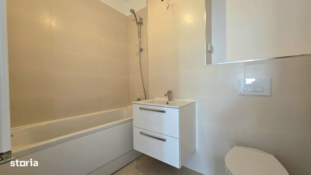 Apartament Cu Terasa Generoasa Si Vedere Unica Catre Lac