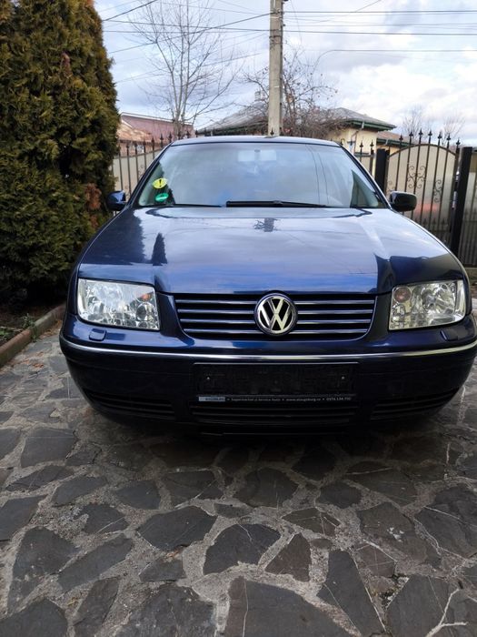 Vând Volkswagen Bora 1.6FSI