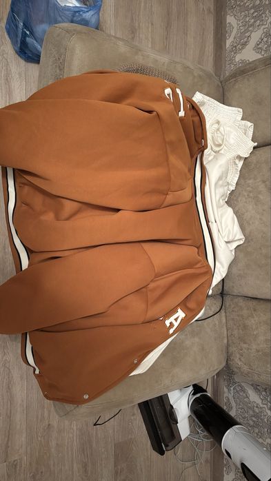 Продам женскую одежду