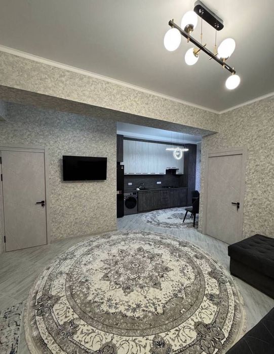 Xon Saroy Продается 2 комнатная квартира ремонт 8-роддом, Глинка