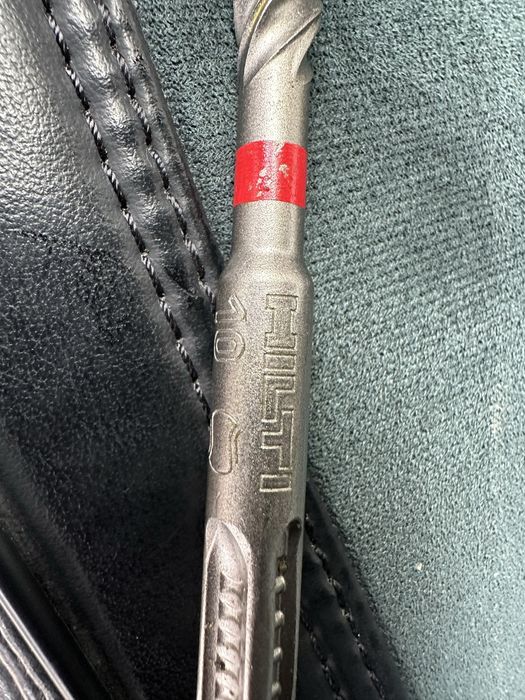 Бур хелти сперло германия