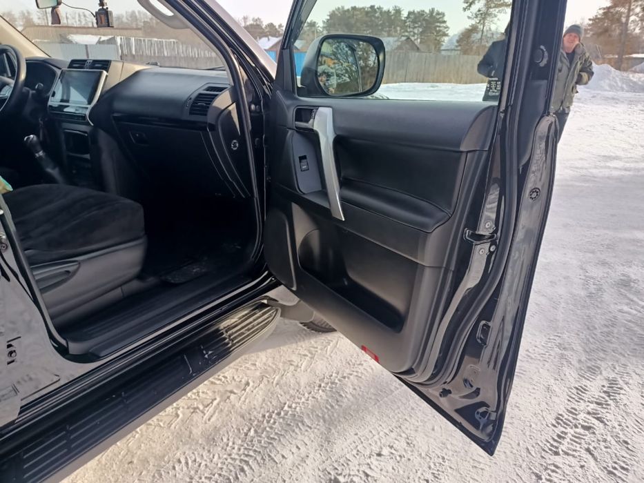 Тойота ланд крузер прадо