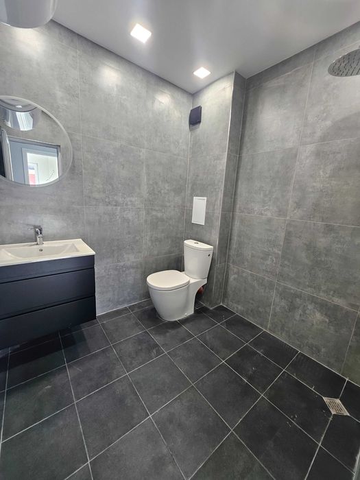 Продава се Тристаен апартамент в Пловдив, Остромила - 80 кв.м за 957 €/кв.м - Снимка #3