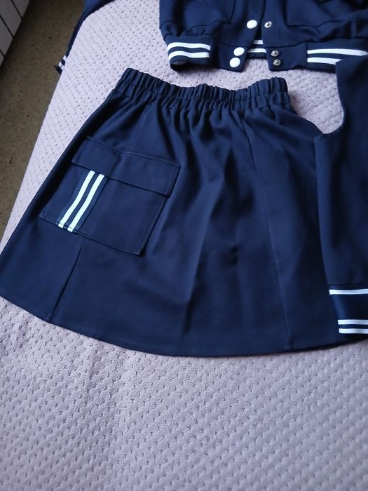 Продам кастюм для девочки