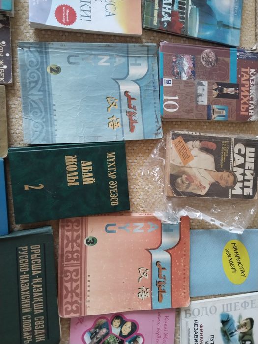 Продам книги срочно