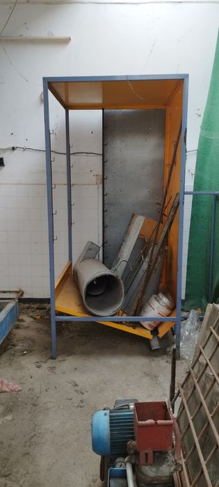 Камера за прахово боядисване с инвентар