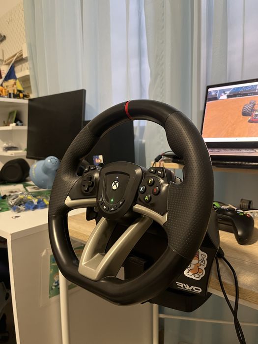 Vand volan de gaming hori aproape nou