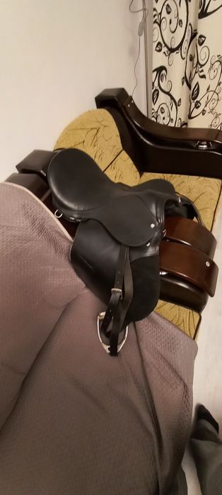 Vând sa călărie 17.5 .