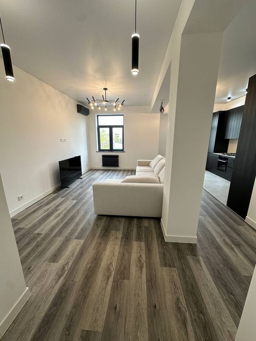 Продаю квартиру 18 квартал 65 КВ 3 этаж новострой