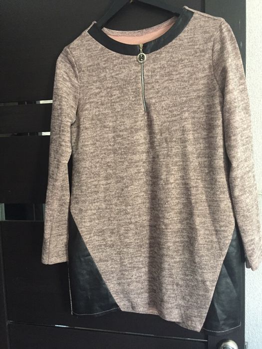 Продам платья, халатик с комбинацией