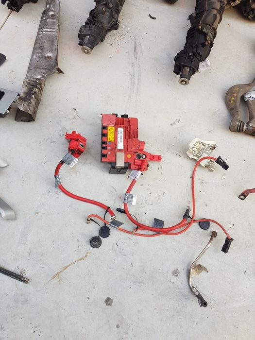 Bmw бмв е90 е92 е92 330д n57 325d 204кс 245кс плюсова клема