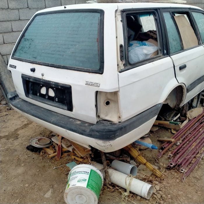 Мазда 323 на разбор