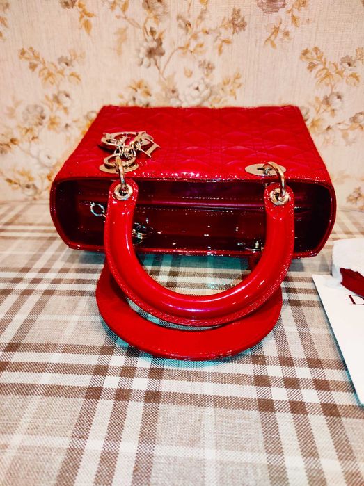 Сумка  Ladi  Dior Medium