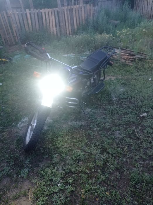 Продам скутор YAQI