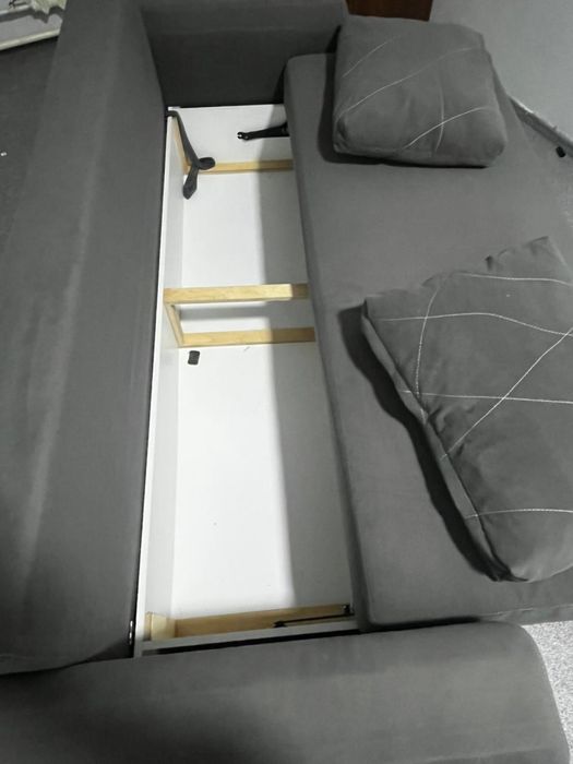 Продаю диван в отличном состоянии