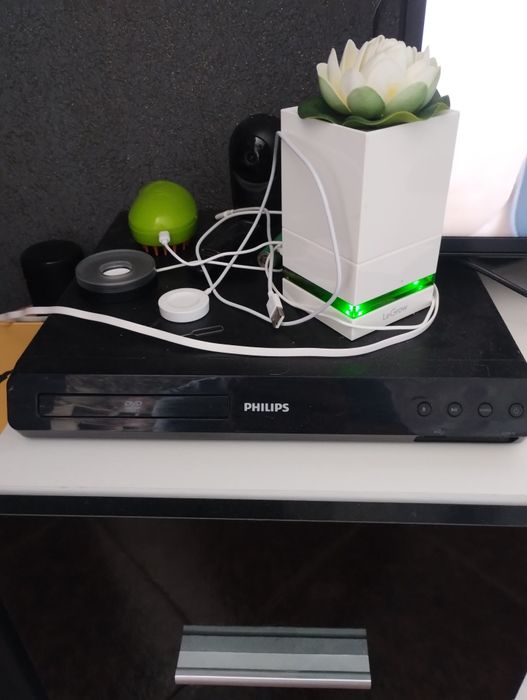 Телевизор SAMSUNG и домашно кино PHILIPS